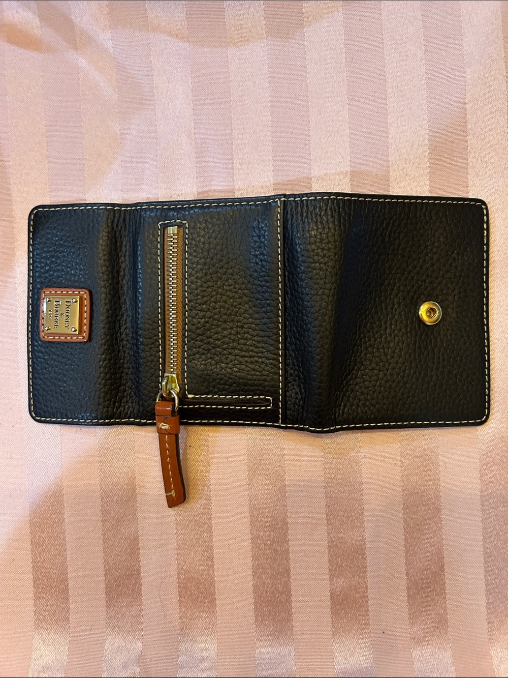 Dooney & Bourke Black Pebbled Leather Trifold Wallet with Gold Plaque - Picture 4 of 4